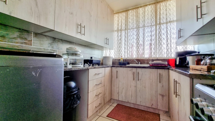 2 Bedroom Property for Sale in Arcon Park Gauteng