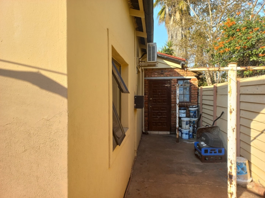 3 Bedroom Property for Sale in Capital Park Gauteng