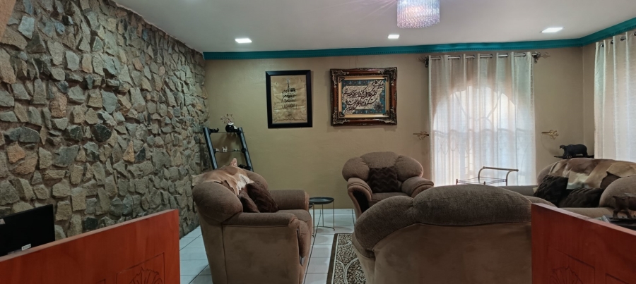 Commercial Property for Sale in Vorna Valley Gauteng