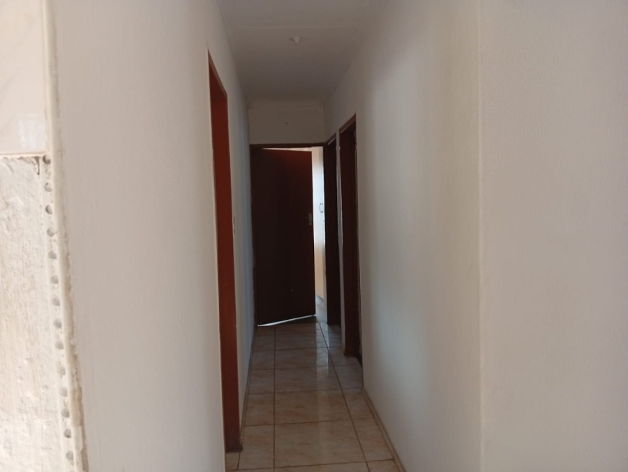 3 Bedroom Property for Sale in Dunnottar Gauteng