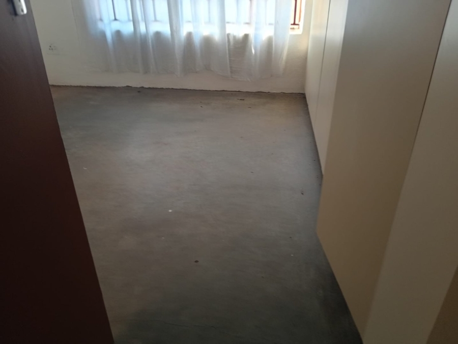 3 Bedroom Property for Sale in Dunnottar Gauteng