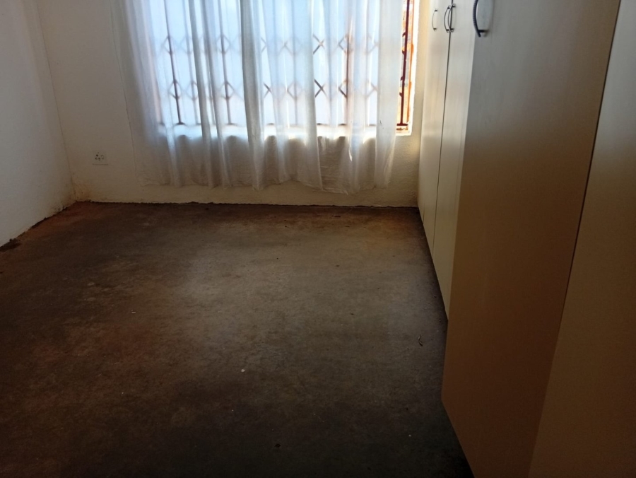 3 Bedroom Property for Sale in Dunnottar Gauteng