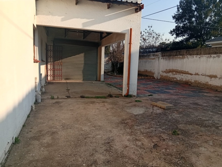3 Bedroom Property for Sale in Dunnottar Gauteng