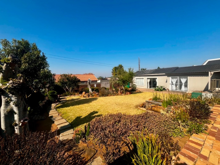 4 Bedroom Property for Sale in Vaal Marina Gauteng