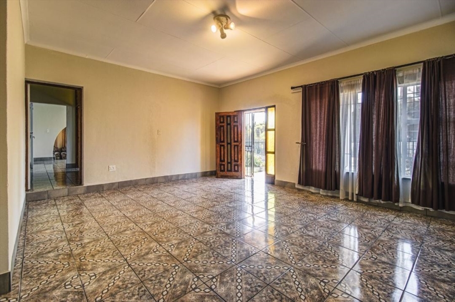 4 Bedroom Property for Sale in Pomona Gauteng