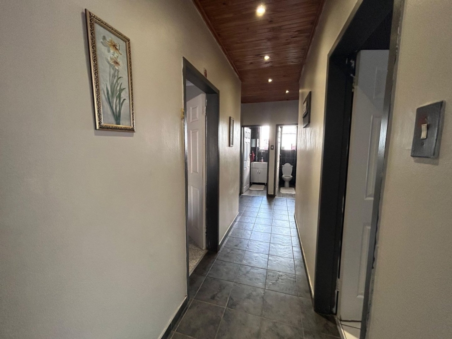 4 Bedroom Property for Sale in Kwaggasrand Gauteng