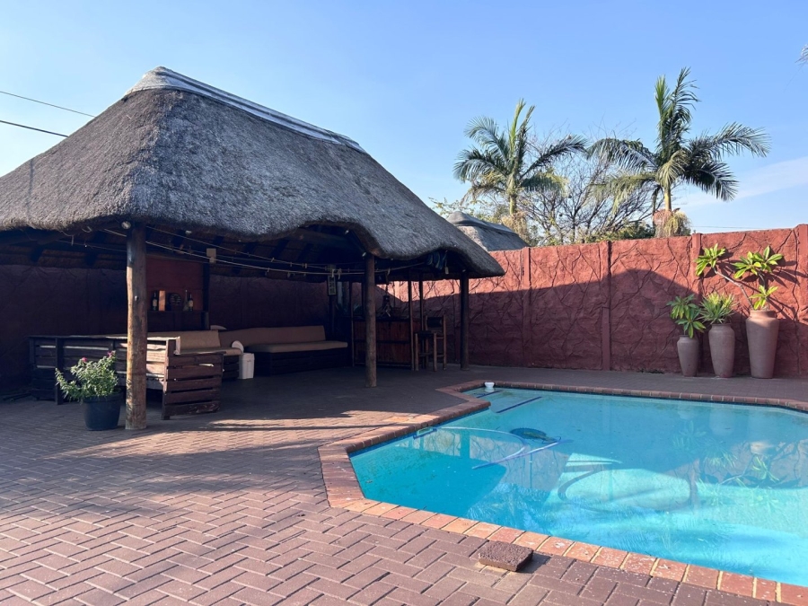 4 Bedroom Property for Sale in Kwaggasrand Gauteng