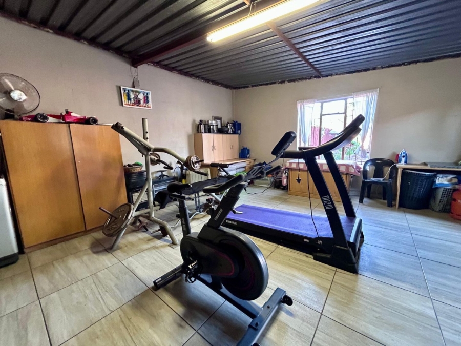 4 Bedroom Property for Sale in Kwaggasrand Gauteng