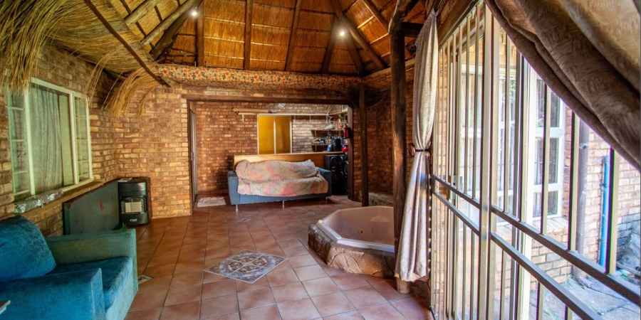 4 Bedroom Property for Sale in Rooihuiskraal North Gauteng