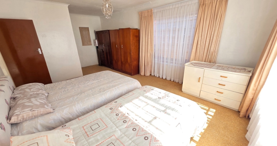 1 Bedroom Property for Sale in Laudium Gauteng