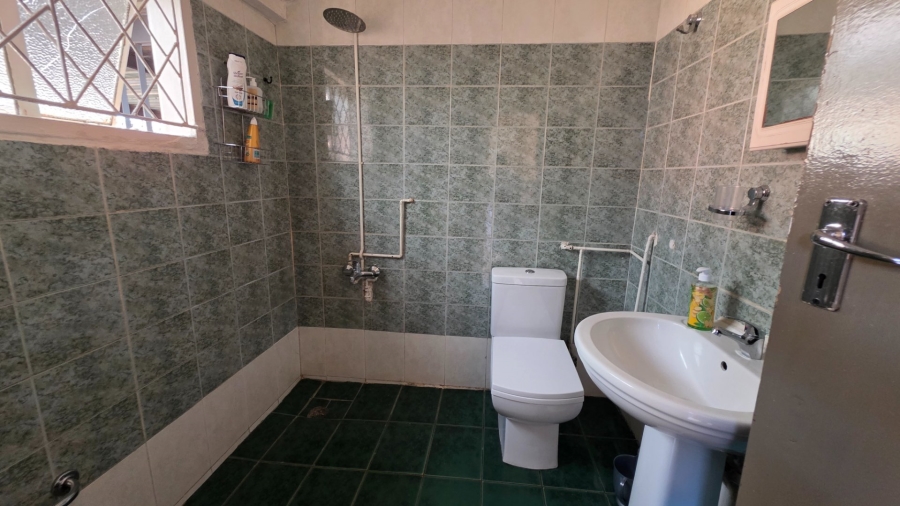 1 Bedroom Property for Sale in Laudium Gauteng