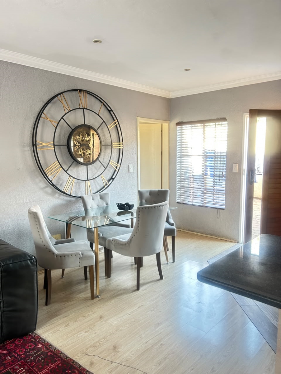 2 Bedroom Property for Sale in Willow Park Manor Gauteng