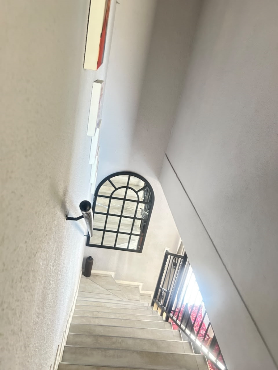 2 Bedroom Property for Sale in Willow Park Manor Gauteng