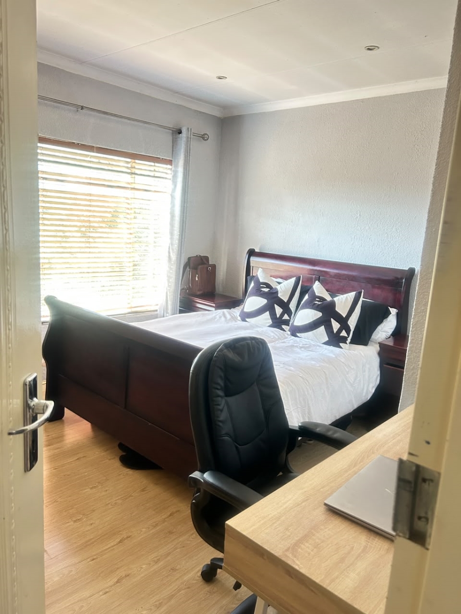 2 Bedroom Property for Sale in Willow Park Manor Gauteng