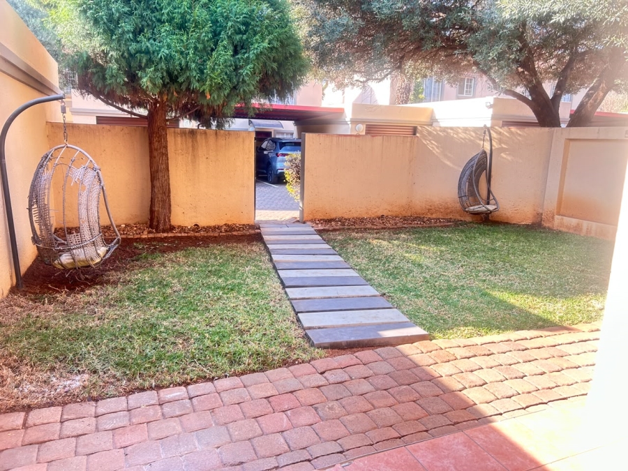 2 Bedroom Property for Sale in Willow Park Manor Gauteng