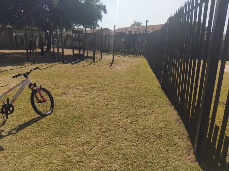 2 Bedroom Property for Sale in Kempton Park Ext 4 Gauteng