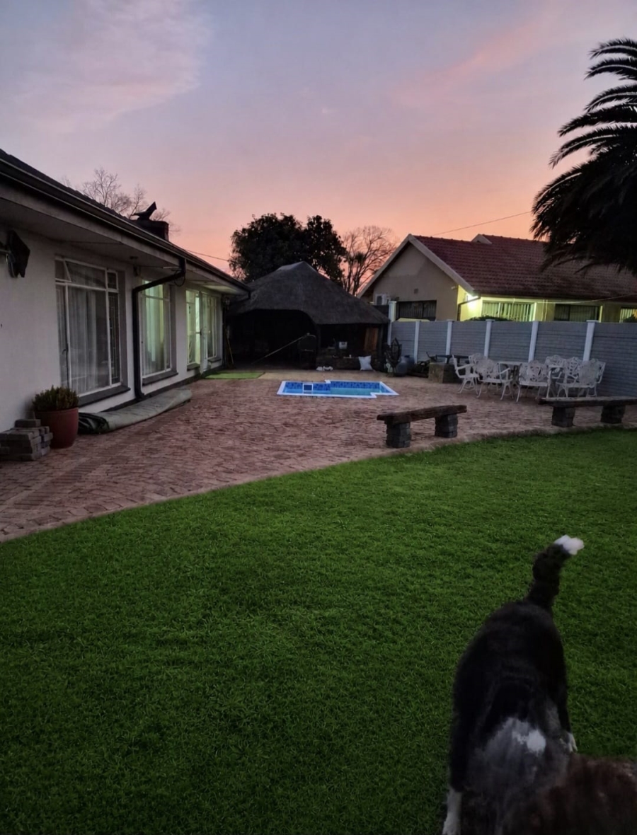  Bedroom Property for Sale in Arcon Park Gauteng