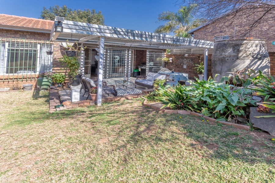 2 Bedroom Property for Sale in Northwold Gauteng