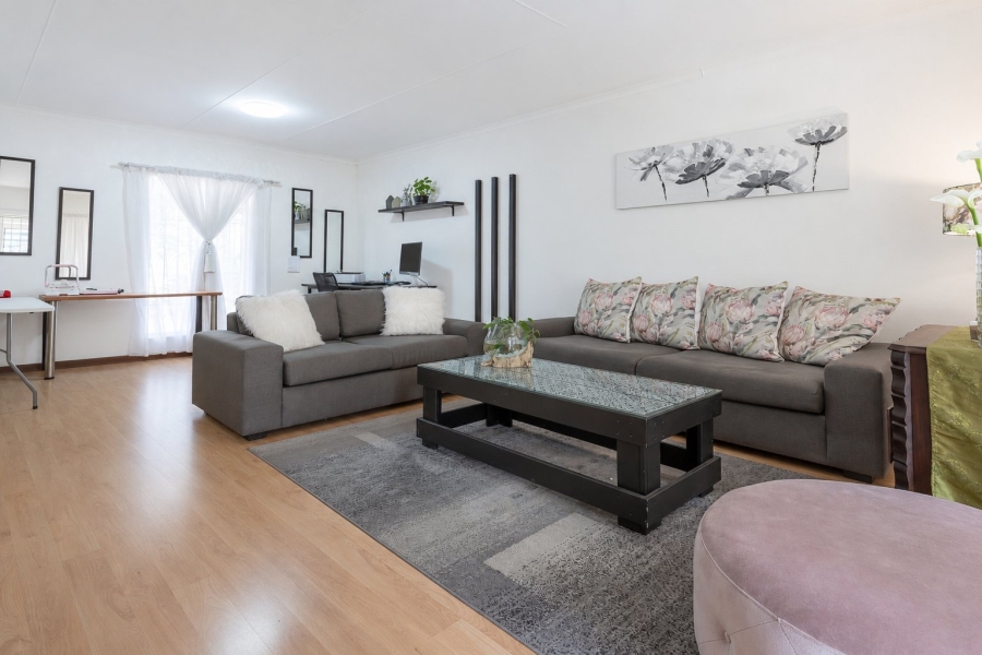 2 Bedroom Property for Sale in Northwold Gauteng