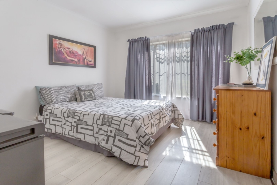 2 Bedroom Property for Sale in Northwold Gauteng