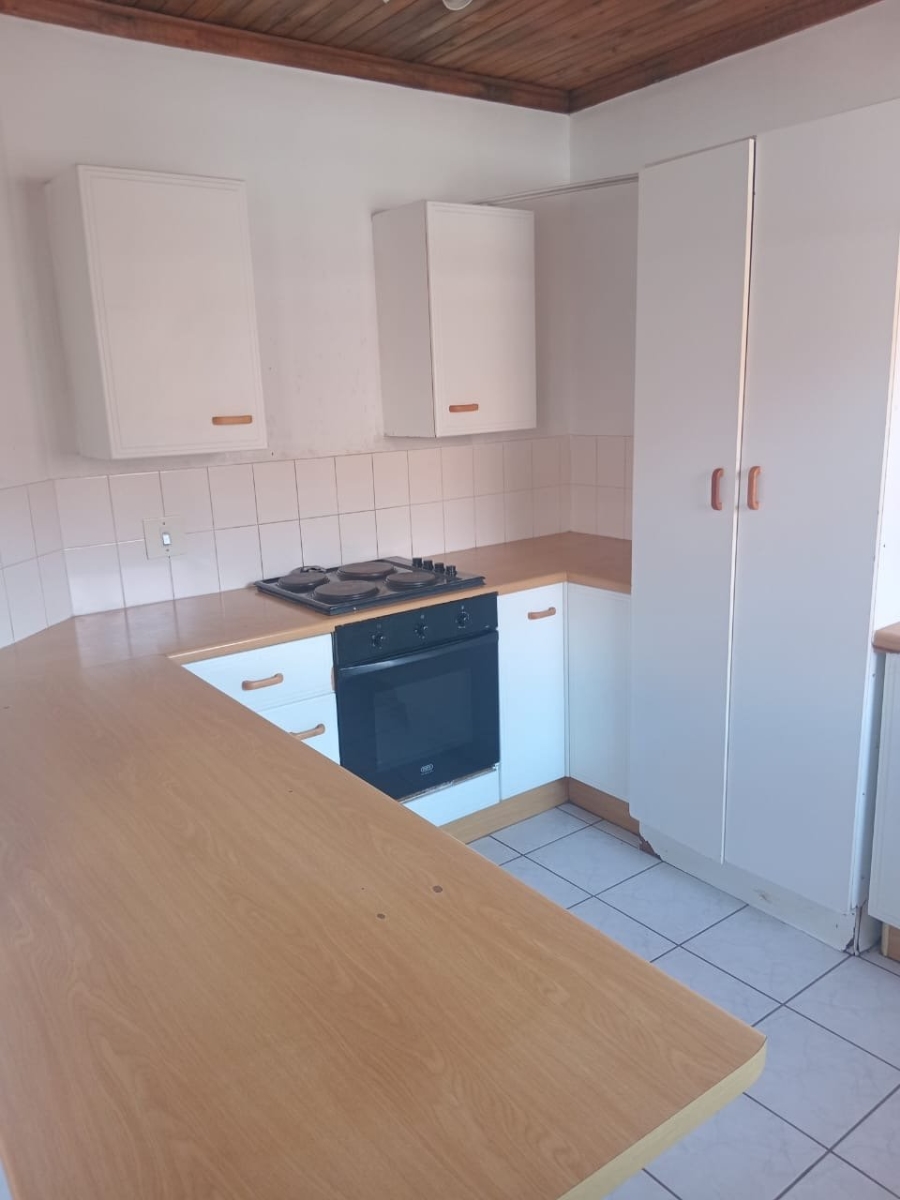 To Let 2 Bedroom Property for Rent in Ferndale Gauteng