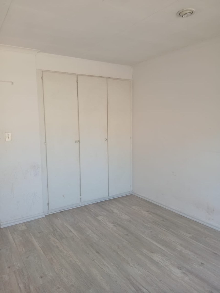 To Let 2 Bedroom Property for Rent in Ferndale Gauteng