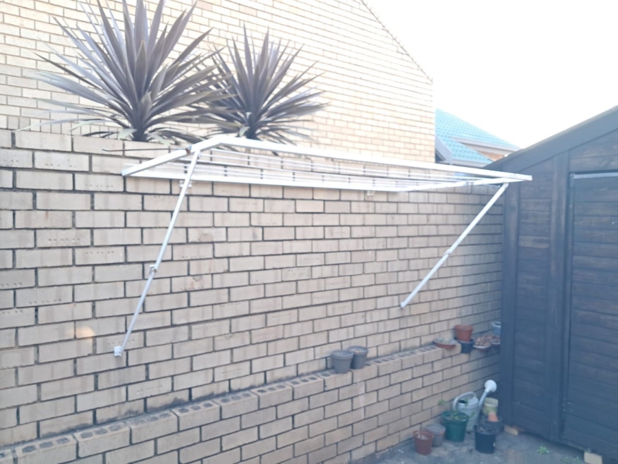 3 Bedroom Property for Sale in Montana Park Gauteng