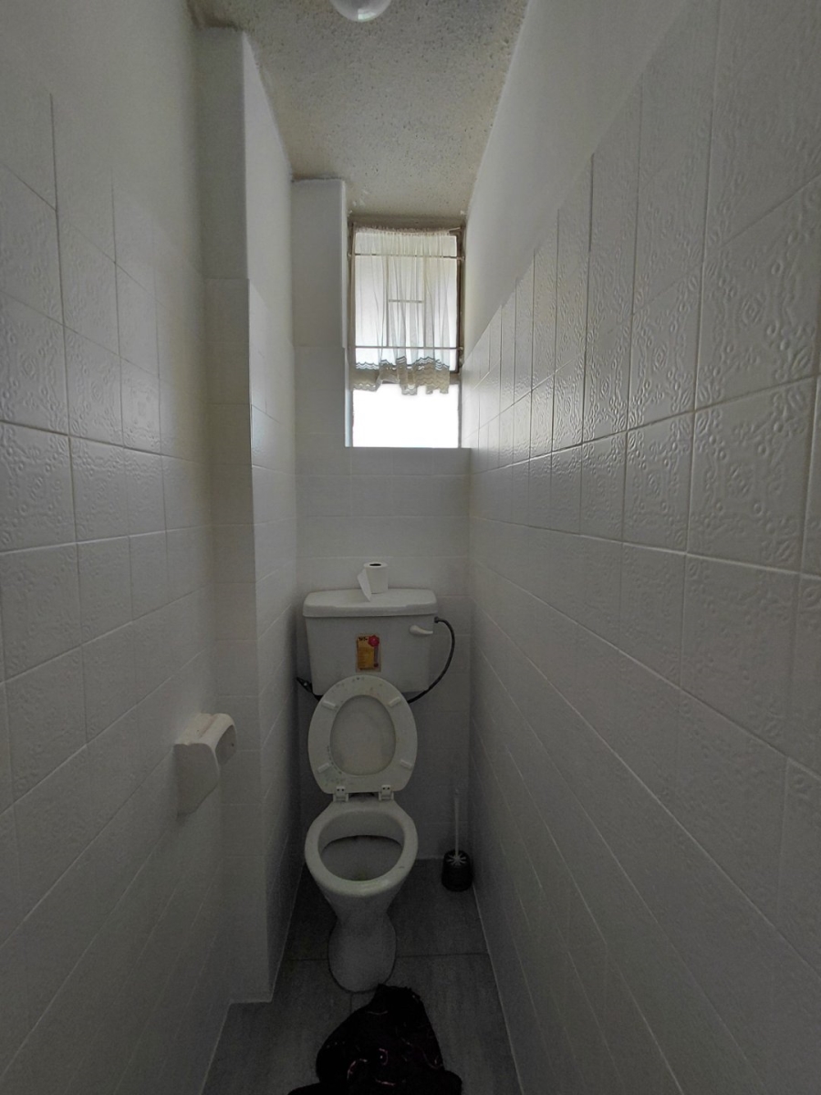 2 Bedroom Property for Sale in Pretoria Gauteng