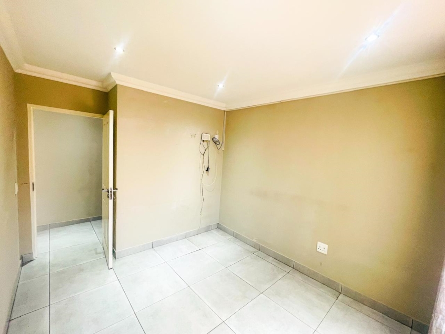 4 Bedroom Property for Sale in Brackenhurst Gauteng