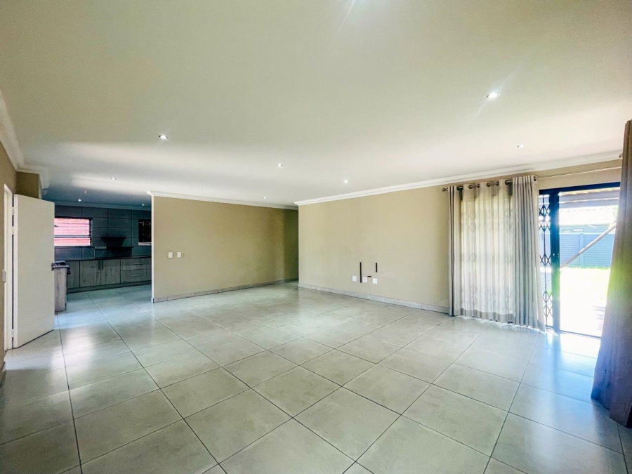 4 Bedroom Property for Sale in Brackenhurst Gauteng