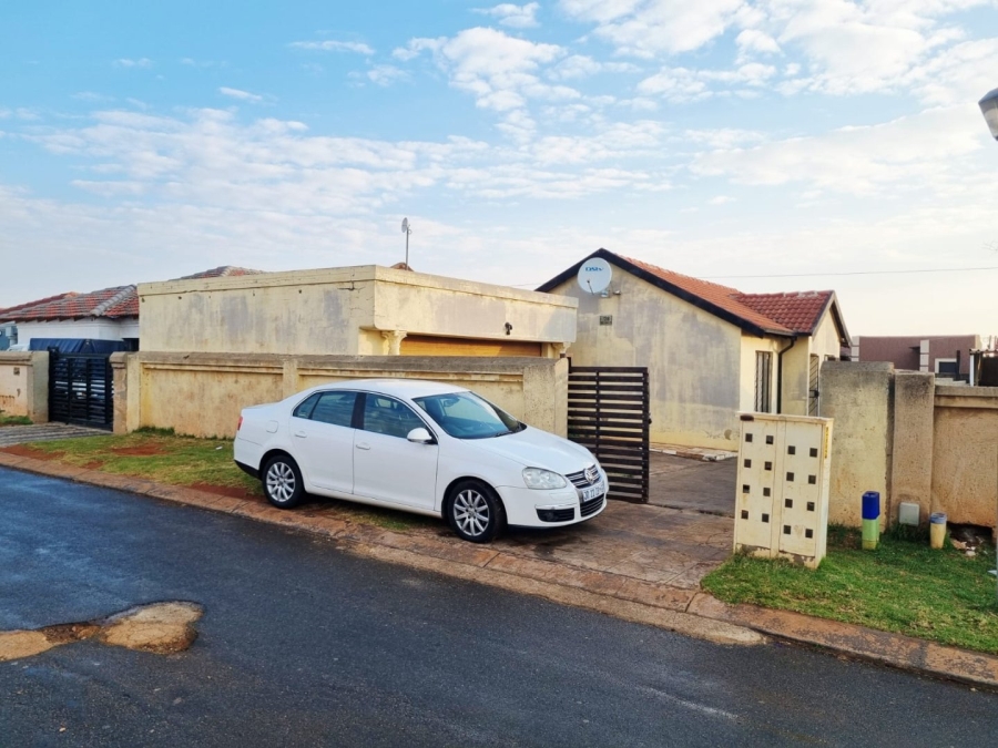 3 Bedroom Property for Sale in Dawn Park Gauteng