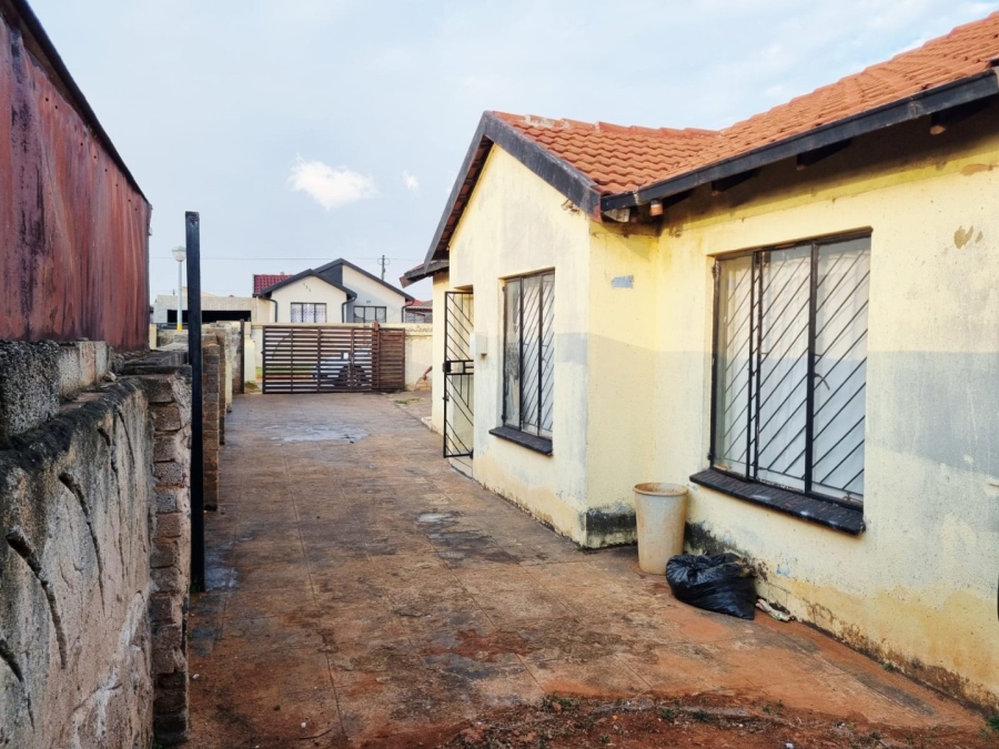 3 Bedroom Property for Sale in Dawn Park Gauteng