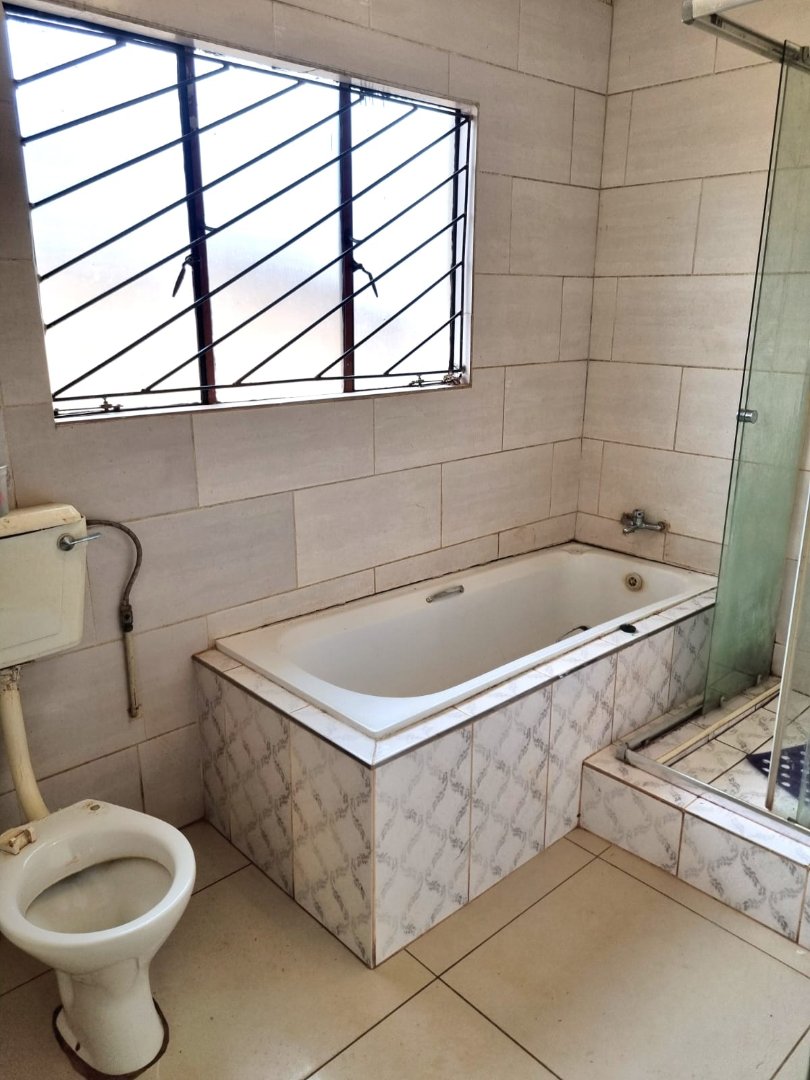 3 Bedroom Property for Sale in Dawn Park Gauteng