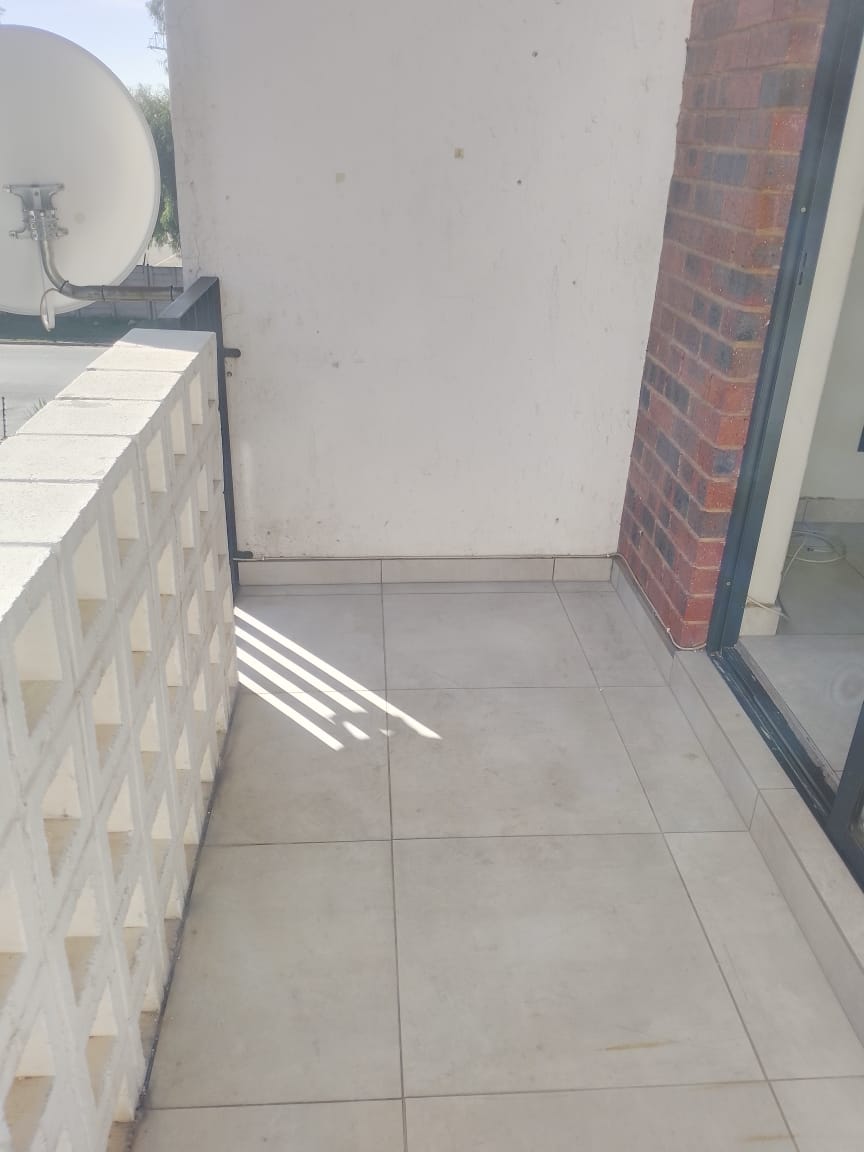 2 Bedroom Property for Sale in Ravenswood Gauteng
