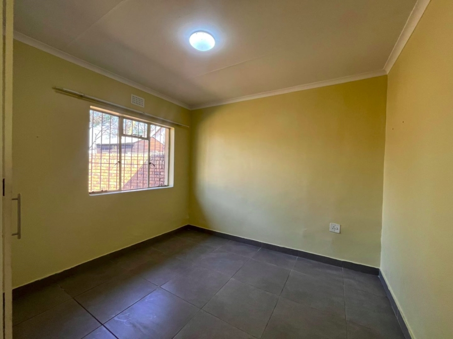 To Let 1 Bedroom Property for Rent in Noordwyk Gauteng