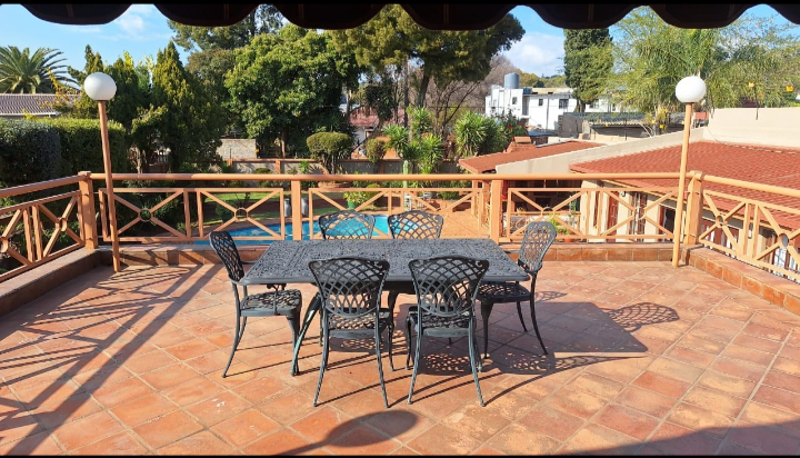To Let 4 Bedroom Property for Rent in Bedfordview Gauteng