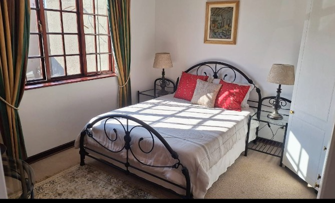 To Let 4 Bedroom Property for Rent in Bedfordview Gauteng