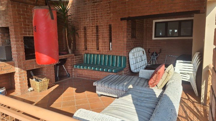 To Let 4 Bedroom Property for Rent in Bedfordview Gauteng
