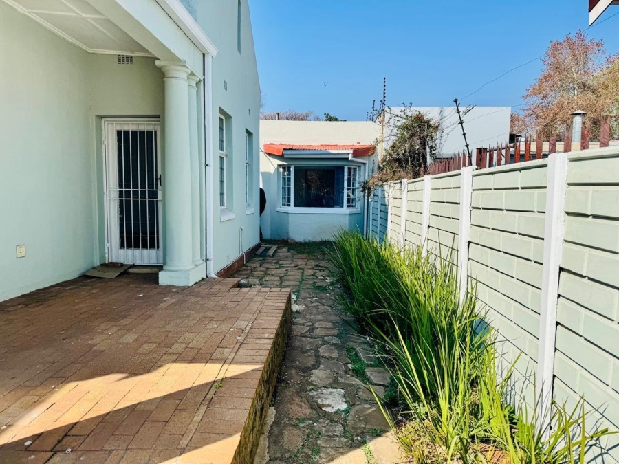 To Let 3 Bedroom Property for Rent in Lakefield Gauteng