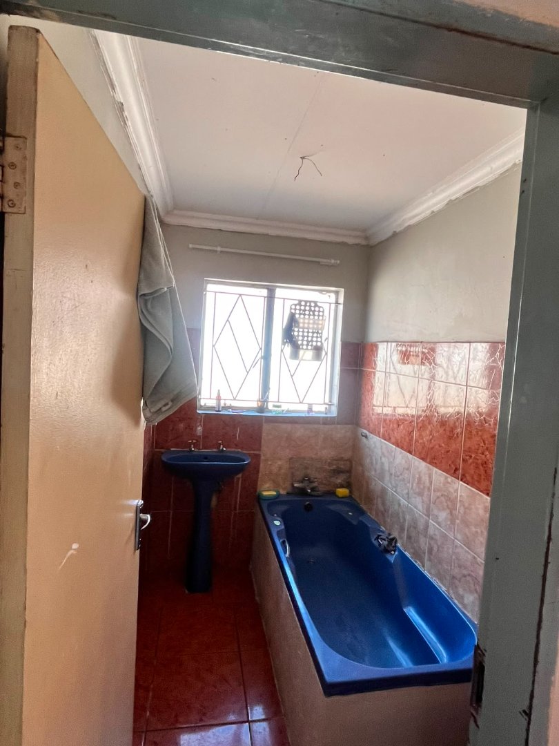 To Let 3 Bedroom Property for Rent in Atteridgeville Gauteng