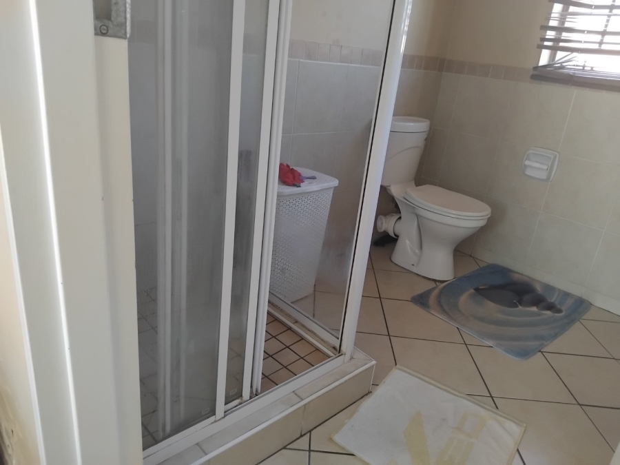 To Let 2 Bedroom Property for Rent in Monavoni Gauteng
