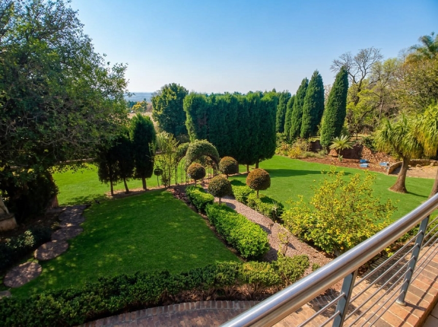 To Let 4 Bedroom Property for Rent in Groenkloof Gauteng