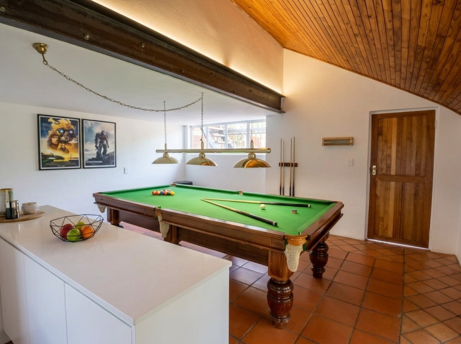 To Let 4 Bedroom Property for Rent in Groenkloof Gauteng