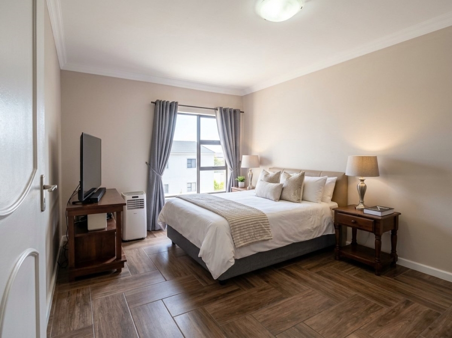 To Let 4 Bedroom Property for Rent in Waterkloof Gauteng