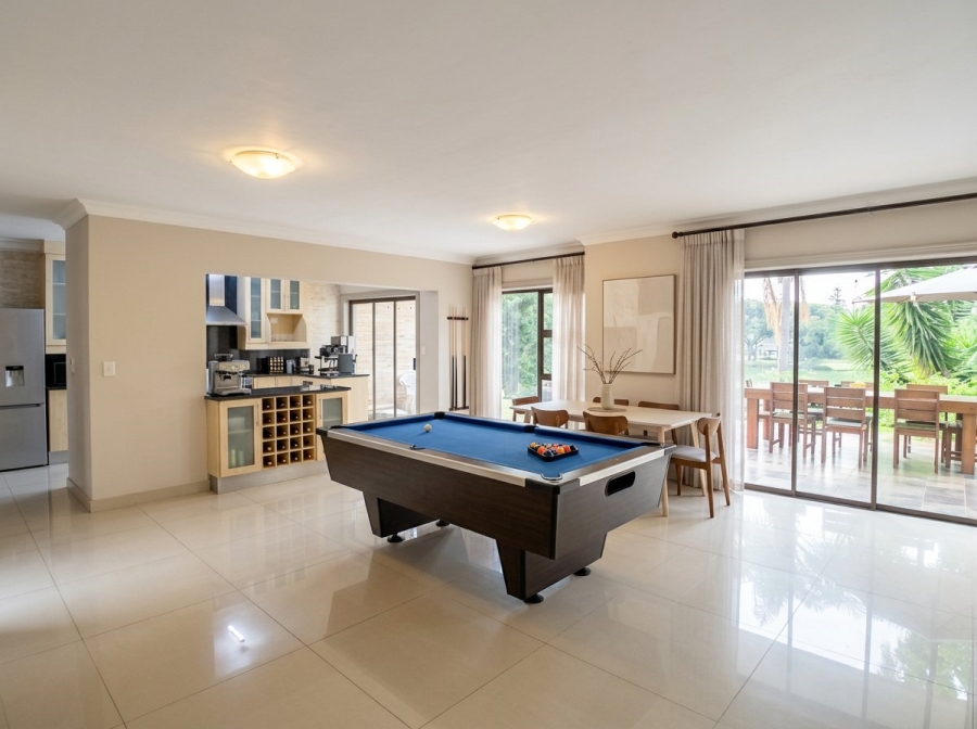 To Let 4 Bedroom Property for Rent in Waterkloof Gauteng