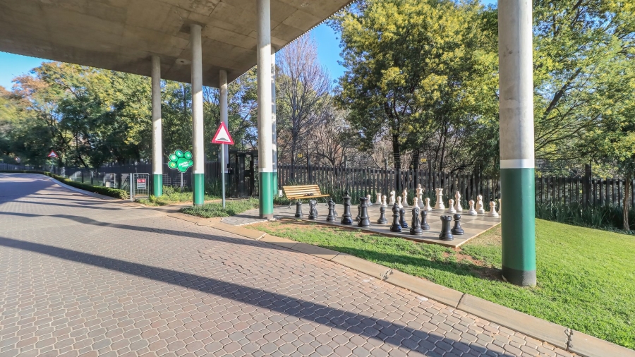 2 Bedroom Property for Sale in Hyde Park Gauteng