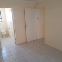 2 Bedroom Property for Sale in Windmill Park Gauteng