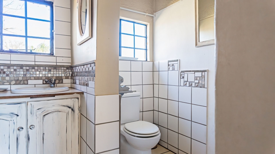 Commercial Property for Sale in Mont Lorraine Ah Gauteng