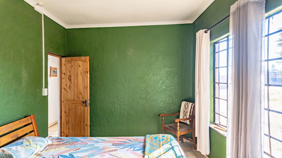Commercial Property for Sale in Mont Lorraine Ah Gauteng