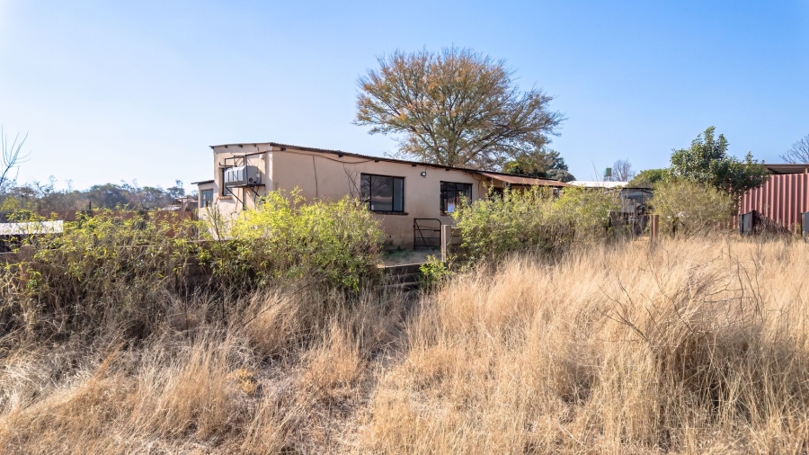 Commercial Property for Sale in Mont Lorraine Ah Gauteng